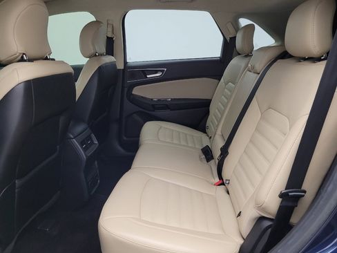 Used 2017 Ford Edge SEL w/ Equipment Group 201A FWD image 18