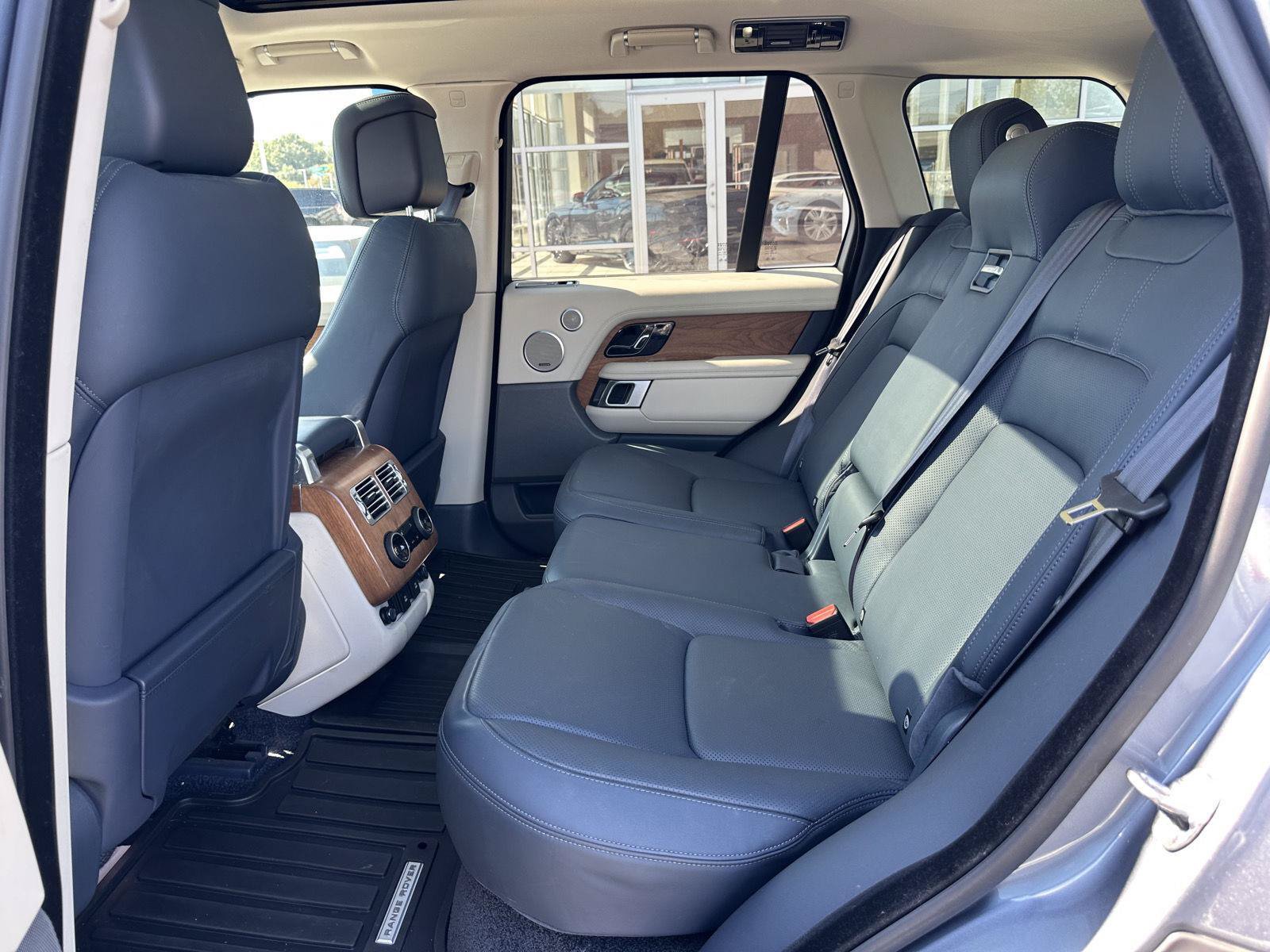 Used 2019 Land Rover Range Rover HSE AWD/4WD image 19