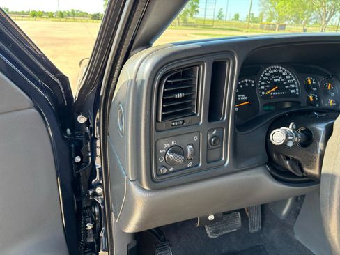Used 2007 Chevrolet Silverado 1500 W/T image 13