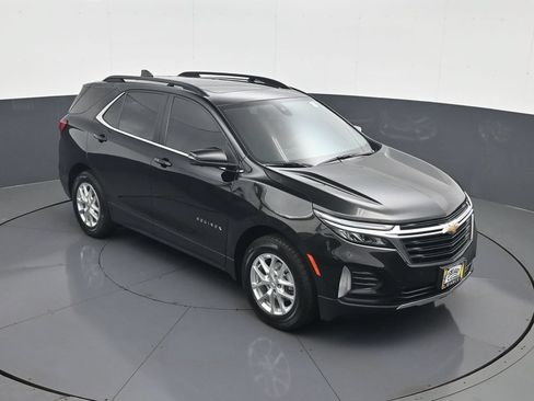 Used 2022 Chevrolet Equinox LT AWD/4WD image 16
