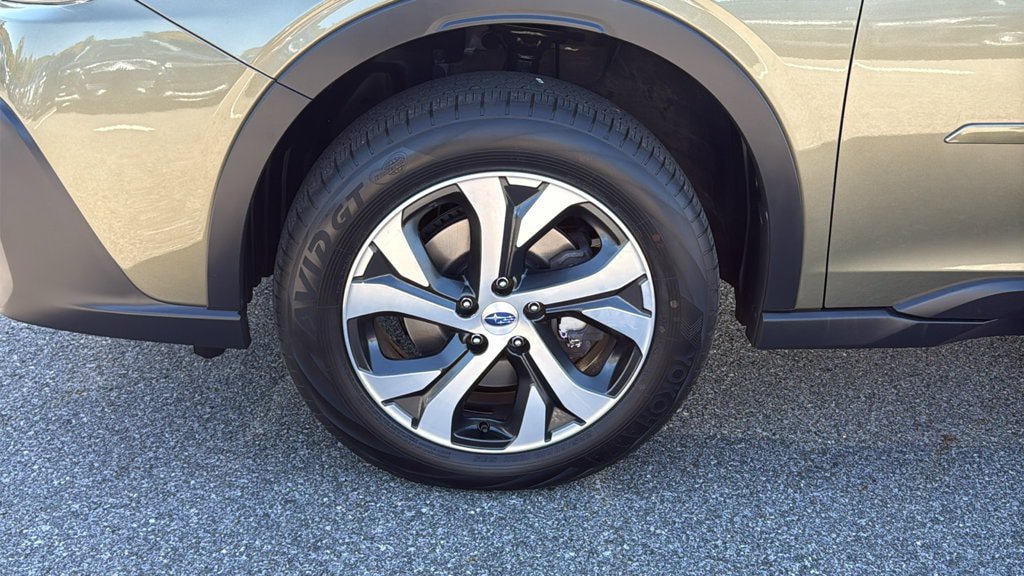 Used 2021 Subaru Outback Limited AWD/4WD image 8