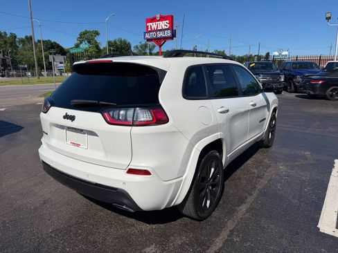 Used 2019 Jeep Cherokee High Altitude AWD/4WD image 5