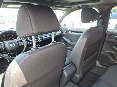 Used 2025 Honda Civic Sport image 28
