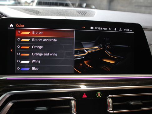 Used 2021 BMW X5 xDrive40i w/ M Sport Package image 62