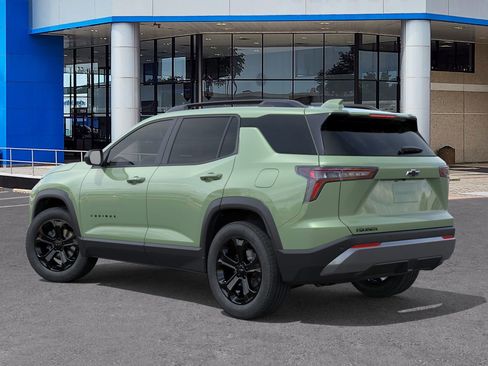 New 2026 Chevrolet Equinox LT image 3