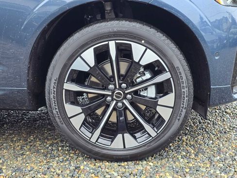 New 2026 Volvo XC60 B5 Plus w/ Protection Package Premier image 9