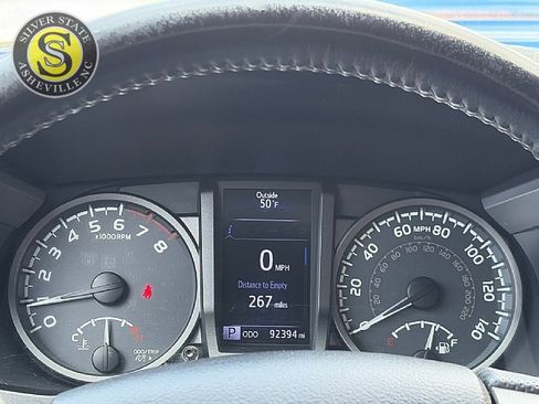 Used 2016 Toyota Tacoma TRD Sport w/ Towing Package image 26