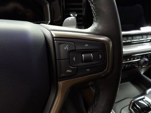 Used 2023 Chevrolet Silverado 1500 High Country w/ Technology Package image 55