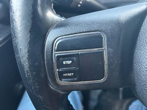 Used 2011 Jeep Wrangler Unlimited Sport w/ Dual Top Group image 18