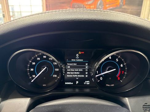 Used 2016 Jaguar XF R-Sport image 71