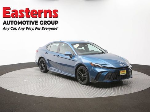Used 2025 Toyota Camry SE FWD image 50