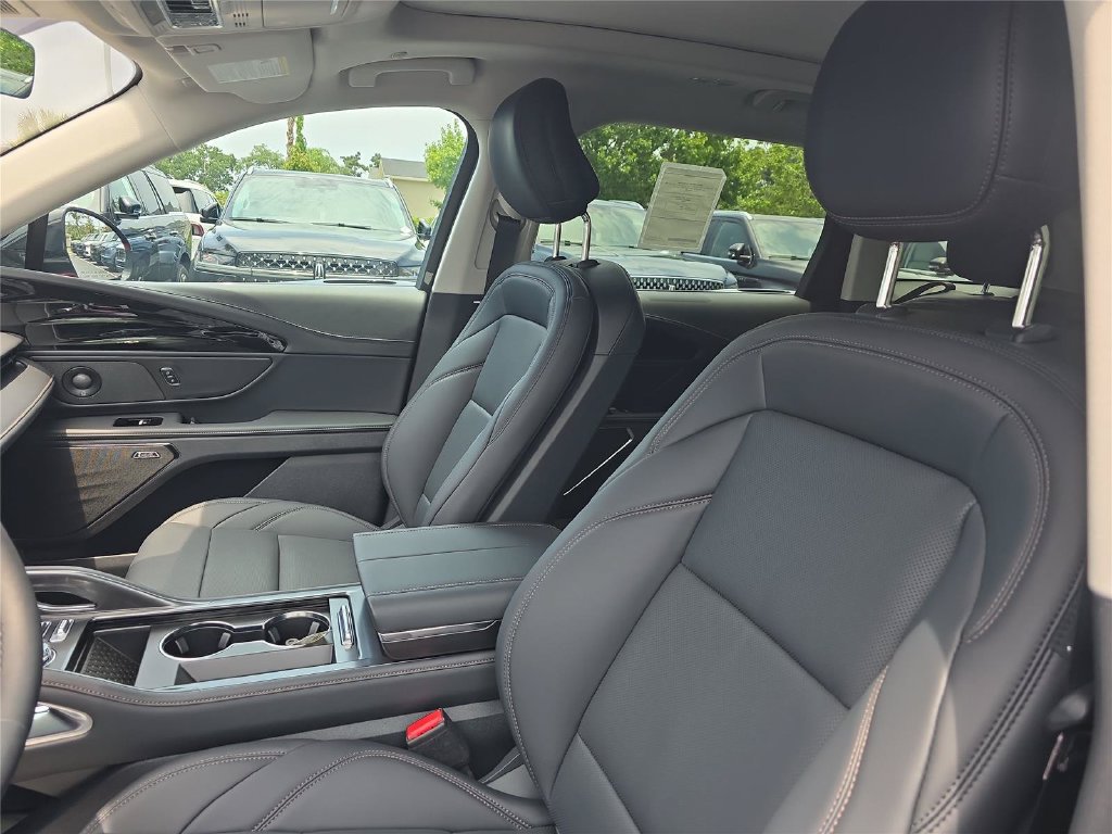 New 2026 Lincoln Nautilus Premier w/ Equipment Group 102A AWD/4WD image 15