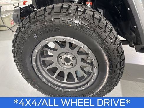 Used 2021 Jeep Gladiator Mojave image 6