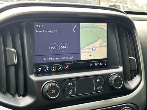 Used 2019 Chevrolet Colorado ZR2 image 17