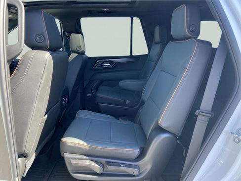 Used 2026 GMC Yukon AT4 w/ AT4 Premium Package AWD/4WD image 12