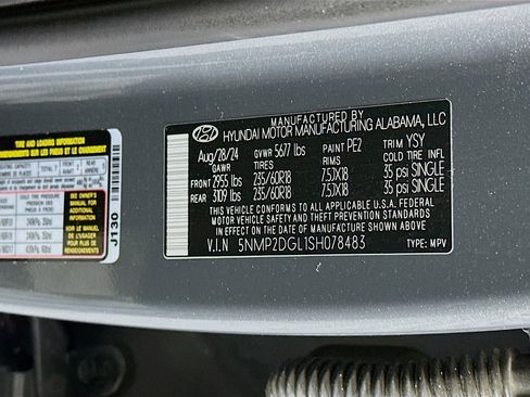 Used 2025 Hyundai Santa Fe SEL AWD/4WD image 12