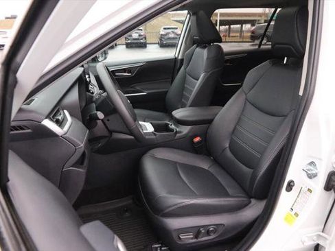 Certified 2024 Toyota RAV4 XLE Premium image 10