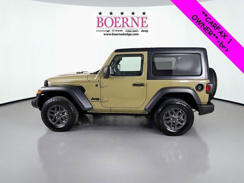 Used 2025 Jeep Wrangler Sport S image 4