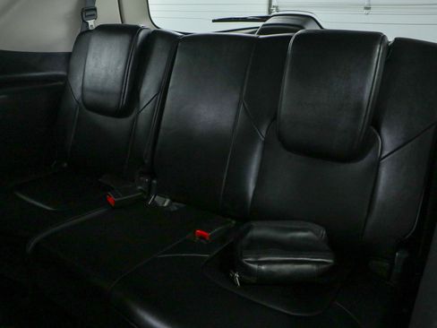 Used 2024 INFINITI QX80 Premium Select w/ All-Season Package image 32