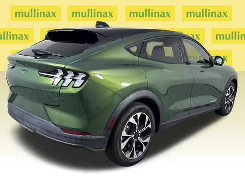 Certified 2025 Ford Mustang Mach-E Select w/ Comfort Package Lite image 4