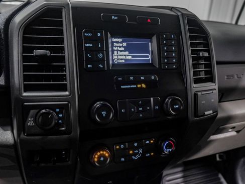 Used 2021 Ford F250 XL w/ Power Equipment Group image 22