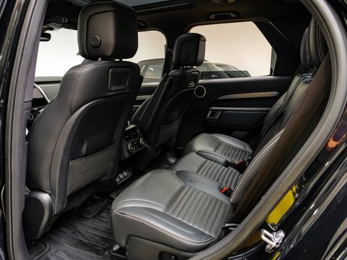 Used 2023 Land Rover Discovery S R-Dynamic AWD/4WD image 42