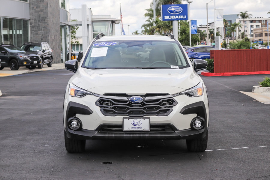 Used 2024 Subaru Crosstrek 2.0i Premium w/ Crosstrek Mirror Package AWD/4WD image 2