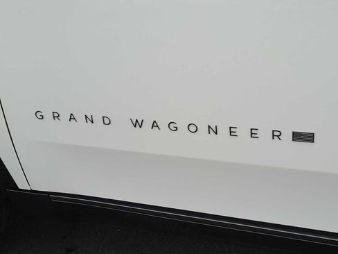 New 2026 Jeep Grand Wagoneer Limited image 15