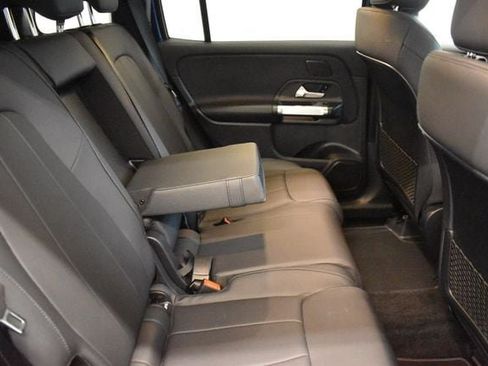 New 2026 Mercedes-Benz GLB 250 4MATIC image 17