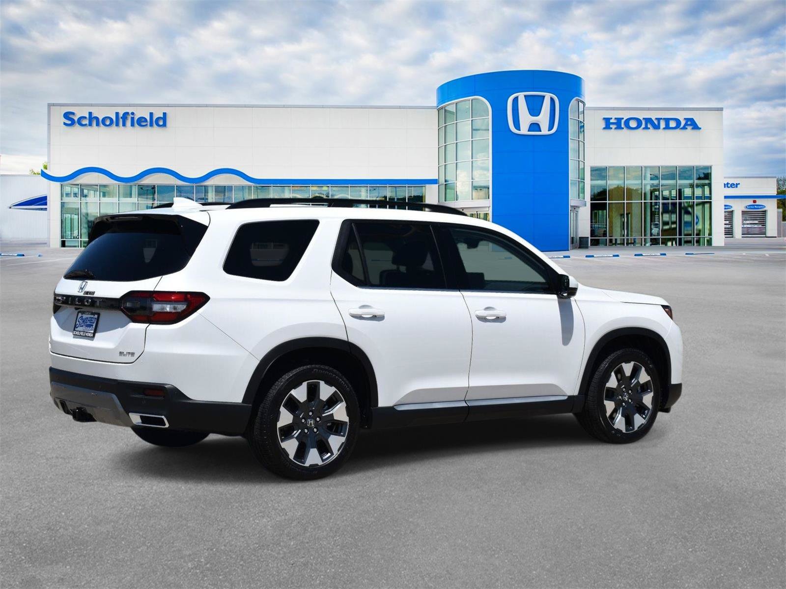 New 2026 Honda Pilot Elite image 3