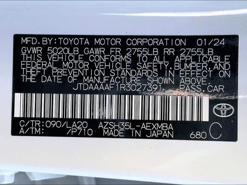 Used 2024 Toyota Crown Limited image 31