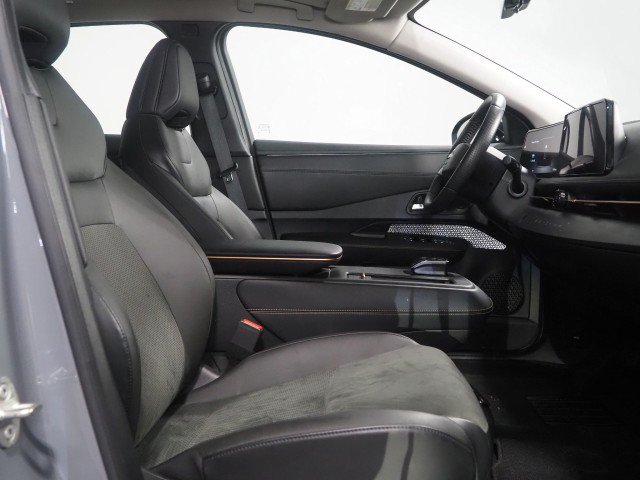 Used 2024 Nissan Ariya Evolve+ FWD image 15