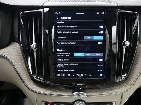 Used 2022 Volvo XC60 B6 Inscription w/ Advanced Package image 24