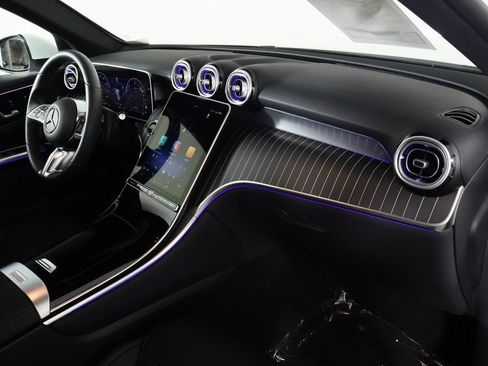 Certified 2025 Mercedes-Benz GLC 350e 4MATIC image 9
