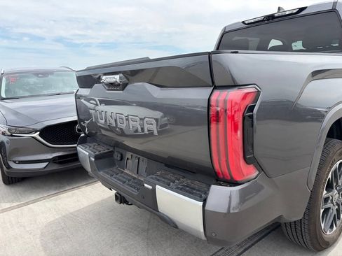 Used 2024 Toyota Tundra Limited AWD/4WD image 4