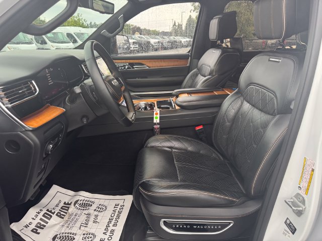 Used 2023 Jeep Grand Wagoneer L Series III w/ Rear Seat Video Group 1 AWD/4WD image 24