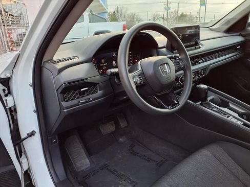 Used 2023 Honda Accord EX image 12