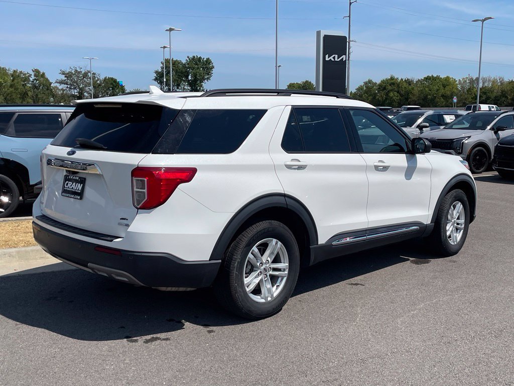 Used 2020 Ford Explorer XLT w/ Equipment Group 202A AWD/4WD image 7