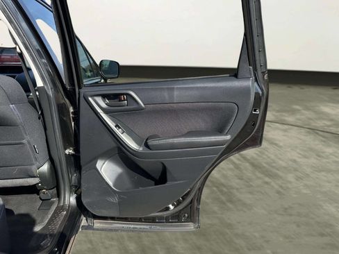 Used 2016 Subaru Forester 2.5i Premium w/ All-Weather Package image 15