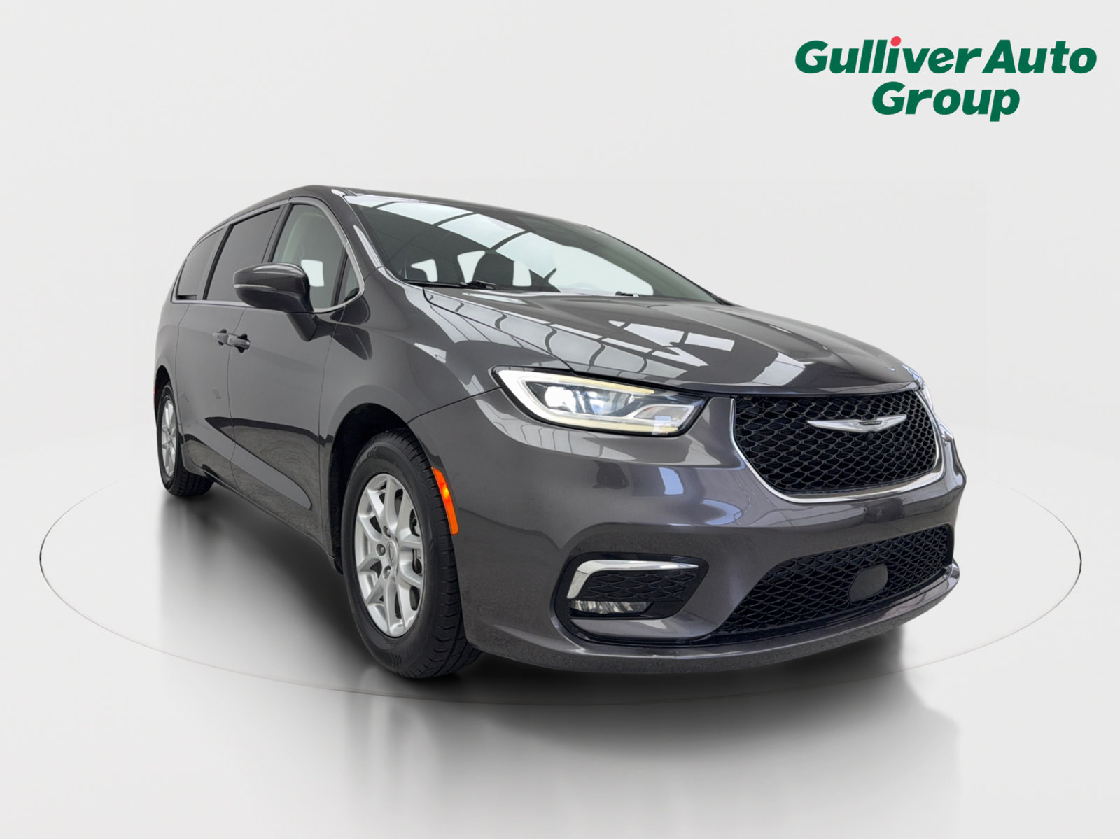 Used 2023 Chrysler Pacifica Touring-L FWD image 13
