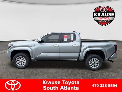 New 2026 Toyota Tacoma SR5 AWD/4WD image 4