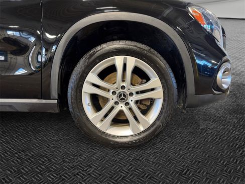 Used 2020 Mercedes-Benz GLA 250 4MATIC image 11