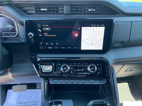 Used 2024 GMC Sierra 1500 AT4 w/ AT4 Premium Package AWD/4WD image 24