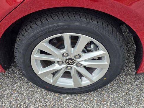Certified 2025 Toyota Camry LE FWD image 33