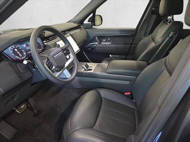 New 2026 Land Rover Range Rover Long Wheelbase SE AWD/4WD image 16