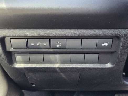 New 2026 Mitsubishi Outlander SE AWD/4WD image 17