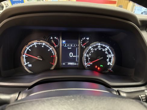 Used 2022 Toyota 4Runner Limited image 37