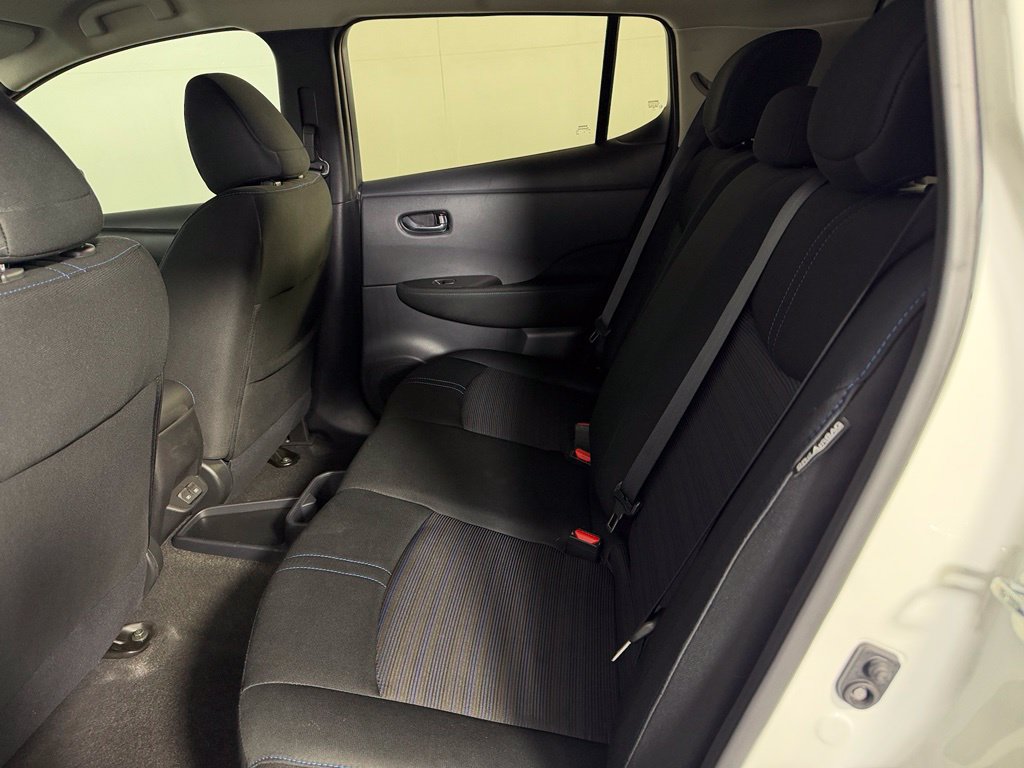Used 2025 Nissan Leaf S FWD image 18