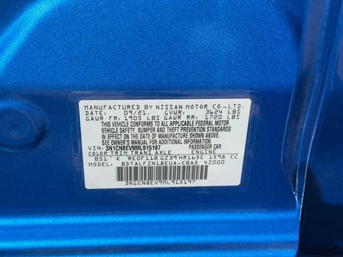 Certified 2021 Nissan Versa SV FWD image 28