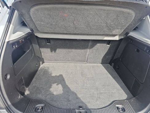 Used 2020 Chevrolet Trax LT w/ LT Convenience Package image 11